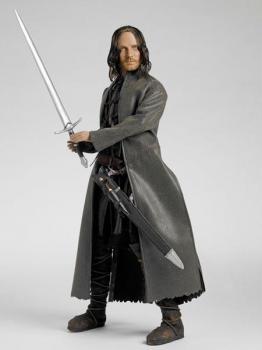Tonner - Lord of the Rings - STRIDER, RANGER OF THE NORTH - Poupée